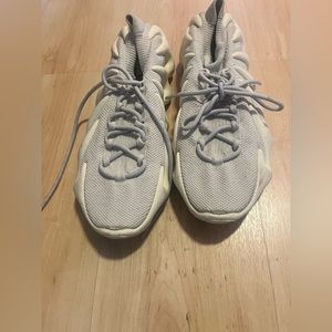 Yeezys SIZE 13….